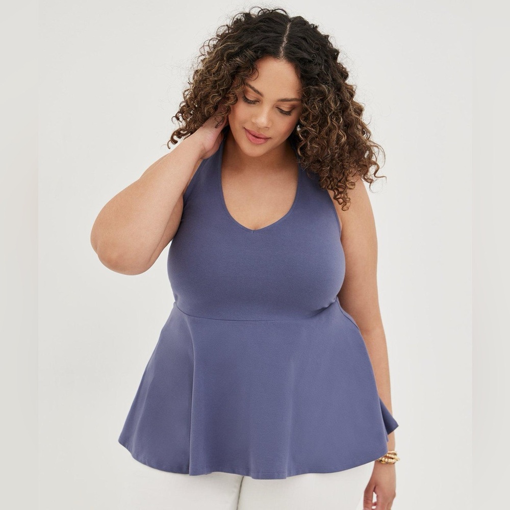 NWOT Torrid (6x/30) Halter Top